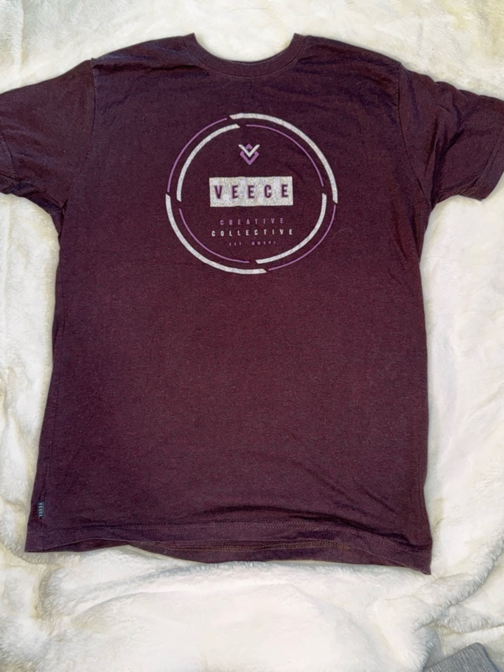 Veece Men's Burgundy Short Sleeve Logo Tee